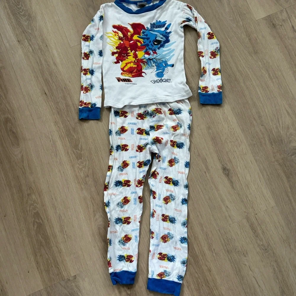 Vintage Official Nintendo Pokemon Long Sleeve‎  Charizard Water Fire Pajamas